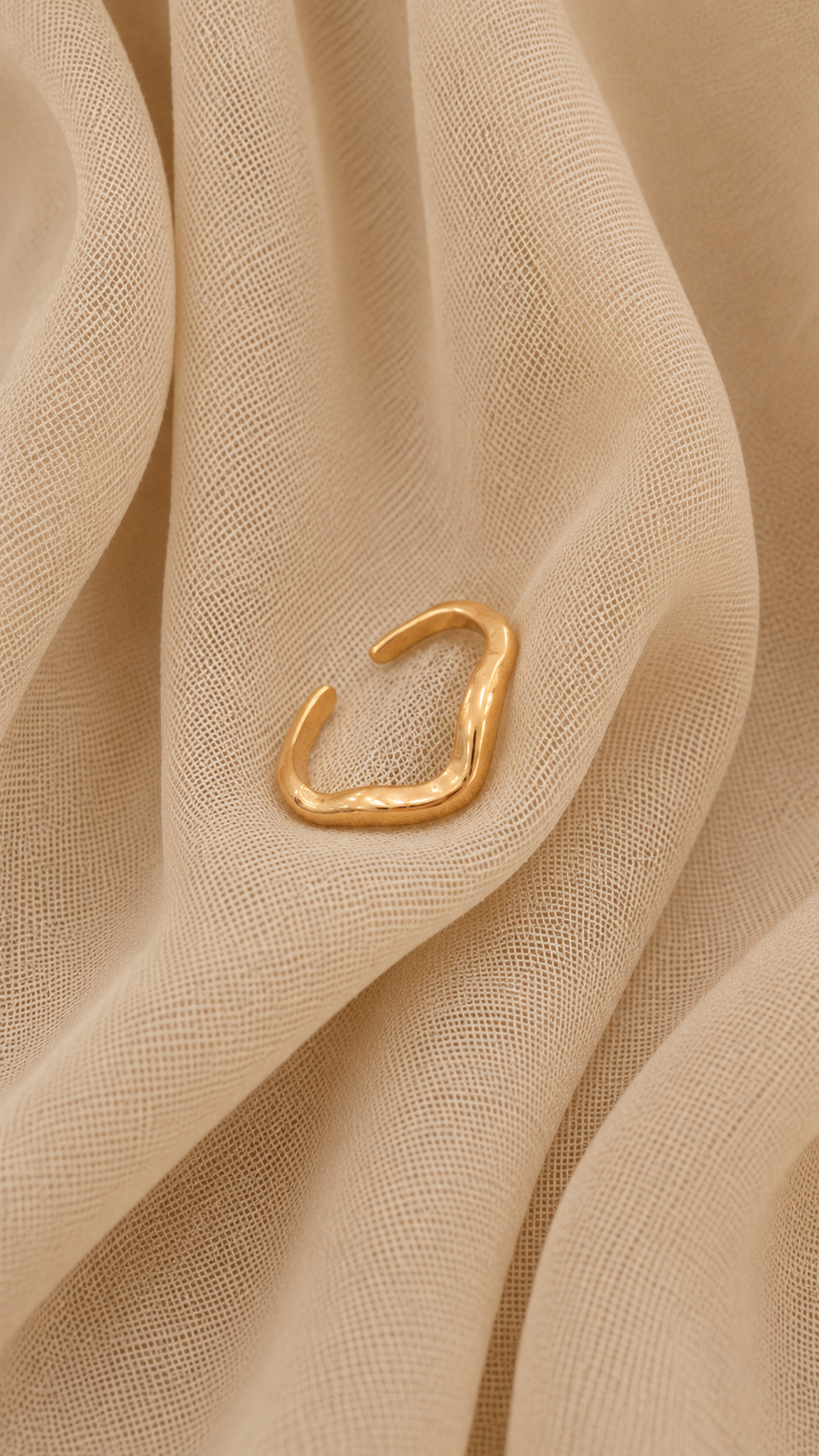 Elysian Curve Adjustable Ring
