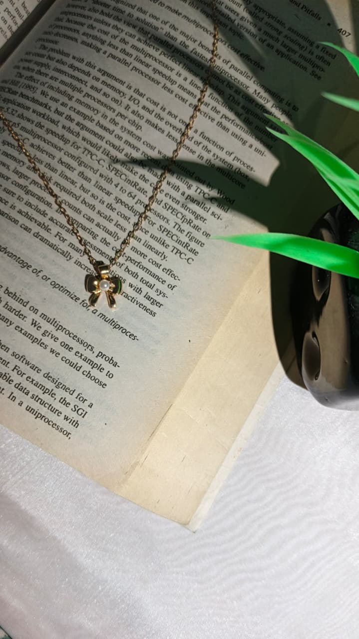 Floral Crystal Pendant Necklace | Elegant Gold Charm Necklace