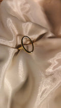 Oval Minimal Statement Ring | Elegant Gold Ring