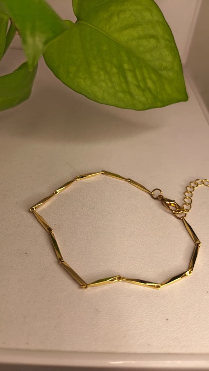 Geometric Gold Chain Bracelet | Minimal Luxury Everyday Bracelet