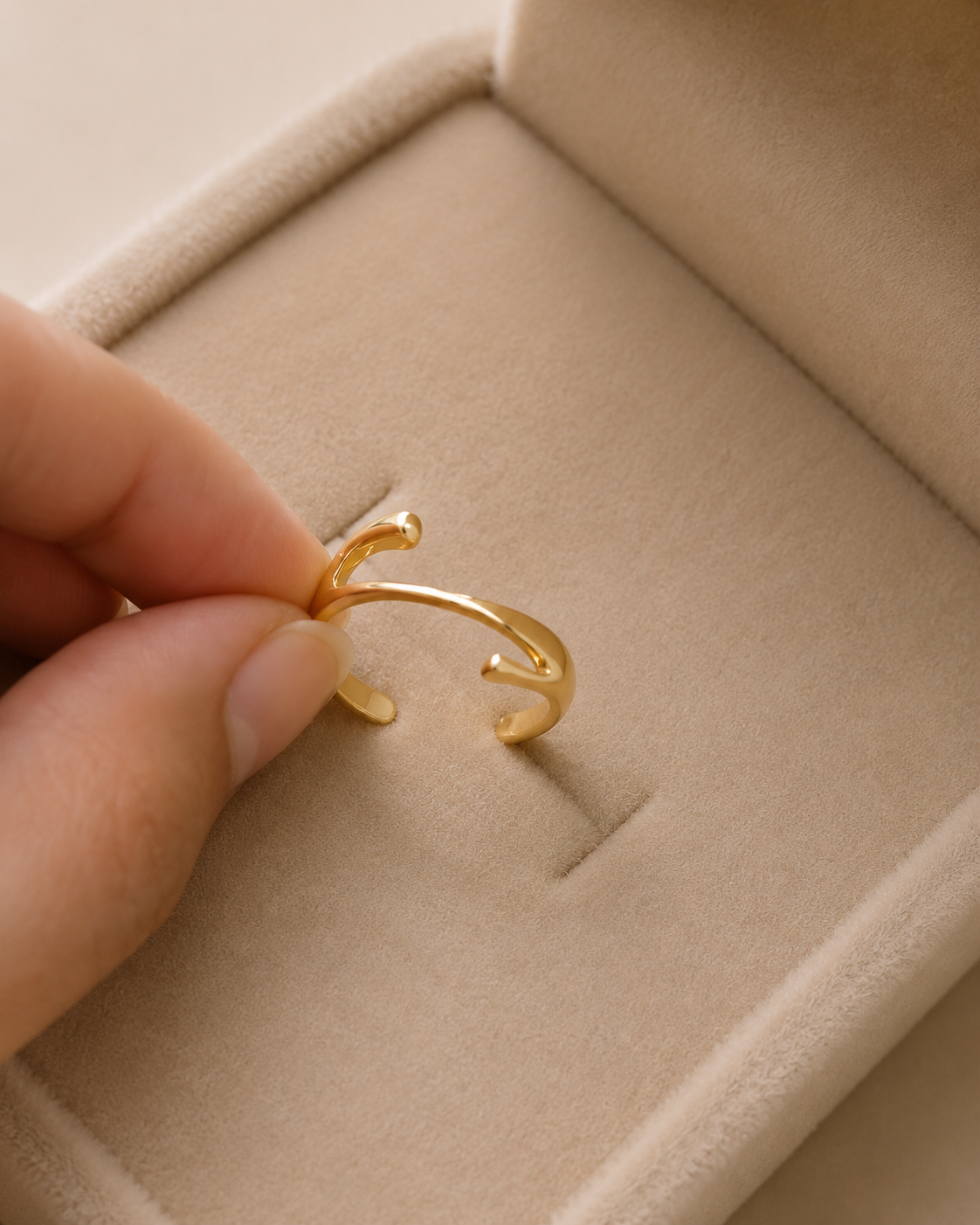 Aurora Open Cuff Ring – Gold